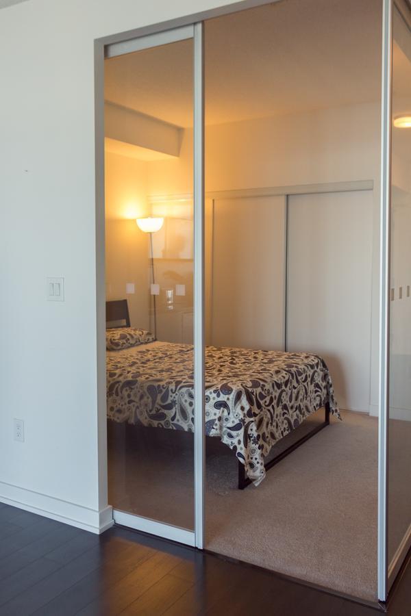Downtown Toronto Luxury Condo Exterior photo